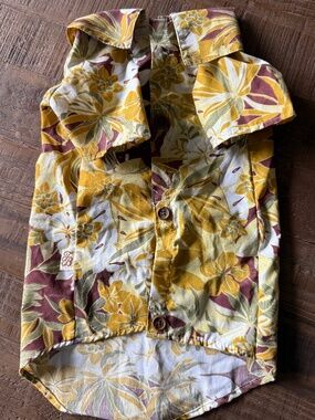 Tommy Bahama Pet shirt